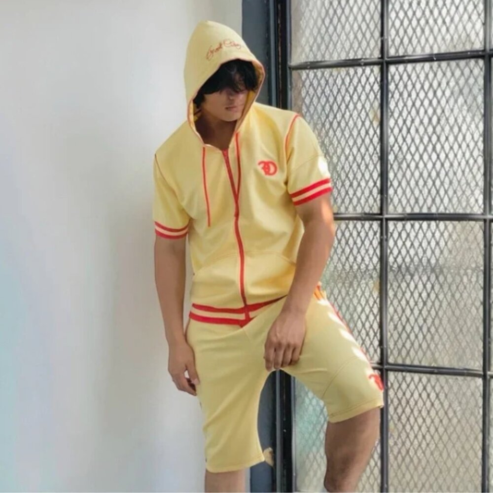 Men’s Frost Originals Ivory | Red Hooded Short Set NWT